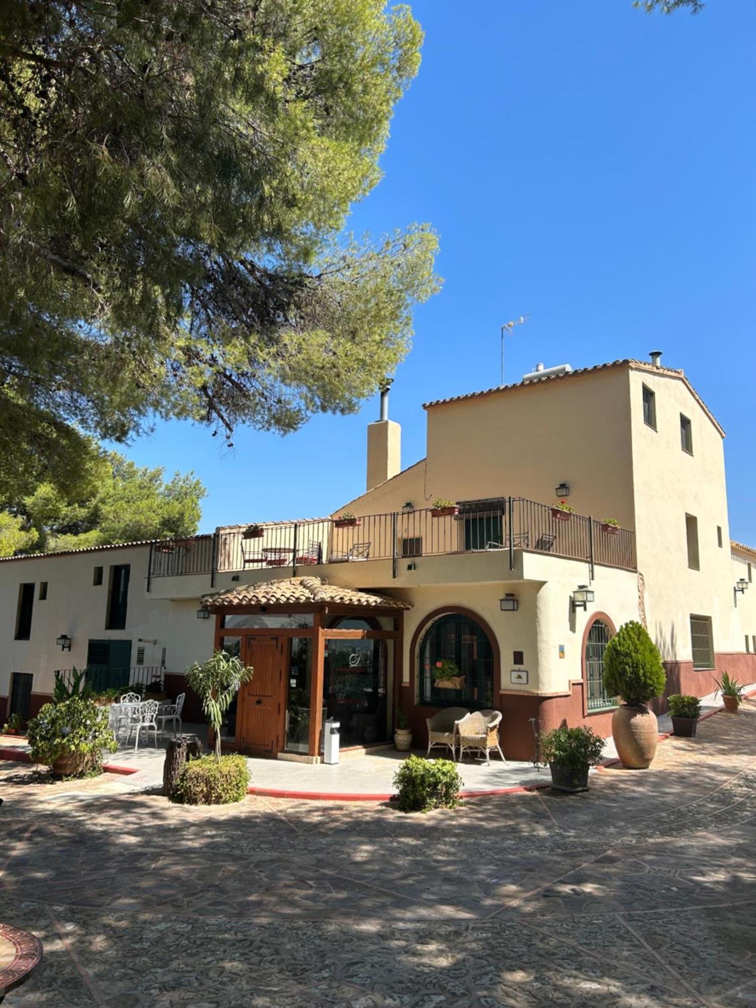 Hotel Rural Castillo De Biar Finca Fanecaes Exterior photo